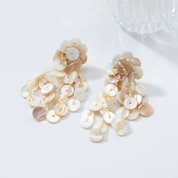 Wholesale Women's Fashion Geometric Plastic And Resin Handwoven Earrings With Multilayered Tassels