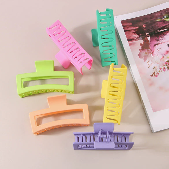 Wholesale Women's Fashion Geometric Ps Rectangular Gripper Hair Clip With Baking Paint
