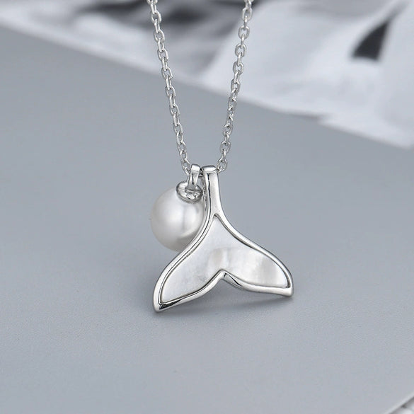 Wholesale Women's Fashion Geometric S925 Sterling Silver Fishtail Necklace With Snake Bone Chain And Electroplating