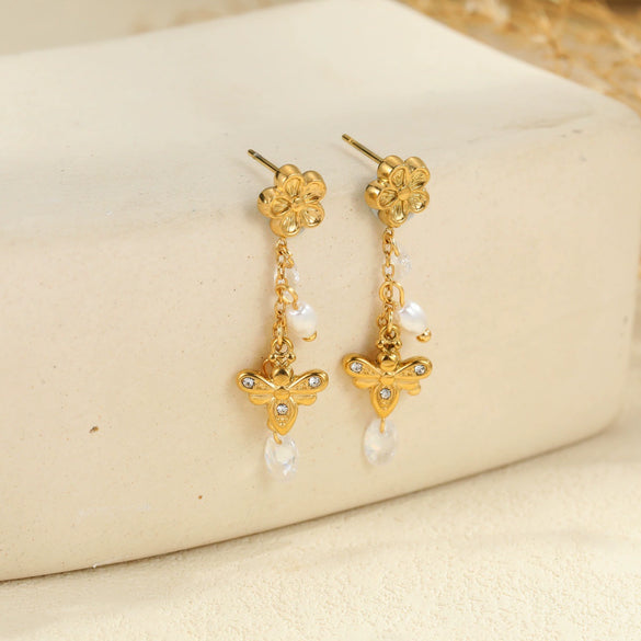 Wholesale Women's Fashion Geometric Stainless Steel And 18K Gold Electroplated Flower And Bee Earrings