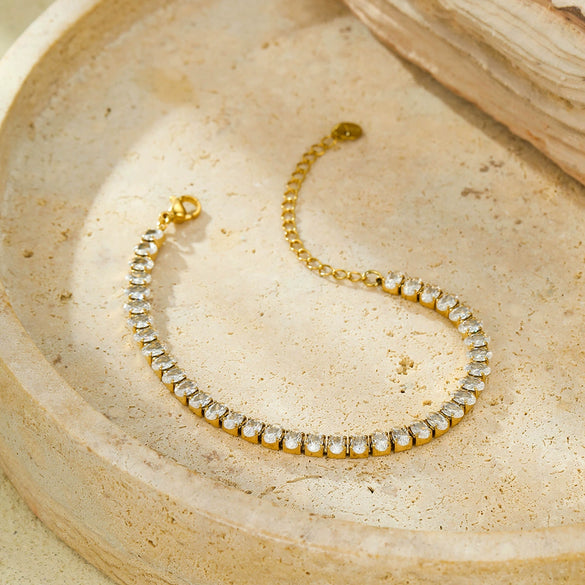 Wholesale Women's Fashion Geometric Stainless Steel 18K Oval Color Zircon Electroplated Bracelet