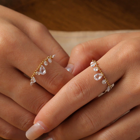 Wholesale Women's Fashion Geometric Tassel Crystal Stone Pendant Titanium Steel Electroplated Pullout Ring Hand Jewelry