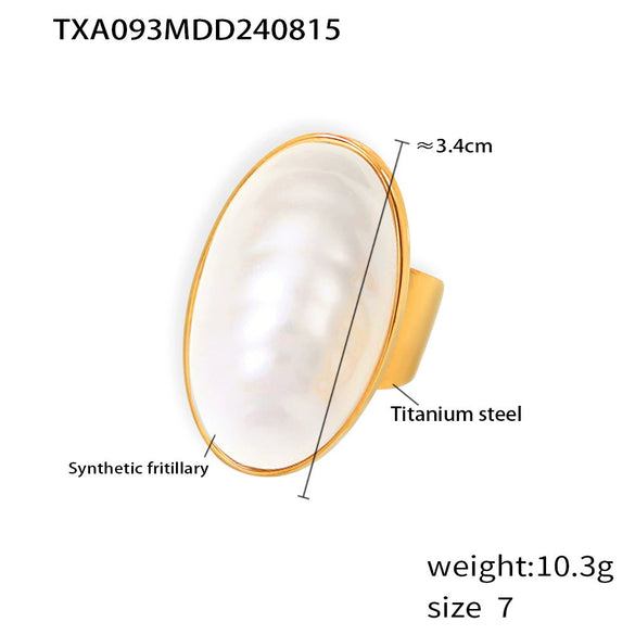 Wholesale Women's Fashion Jewelry Set With Oval Synthetic Fritillaria Pendant Titanium Steel Electroplated In 18K True Gold