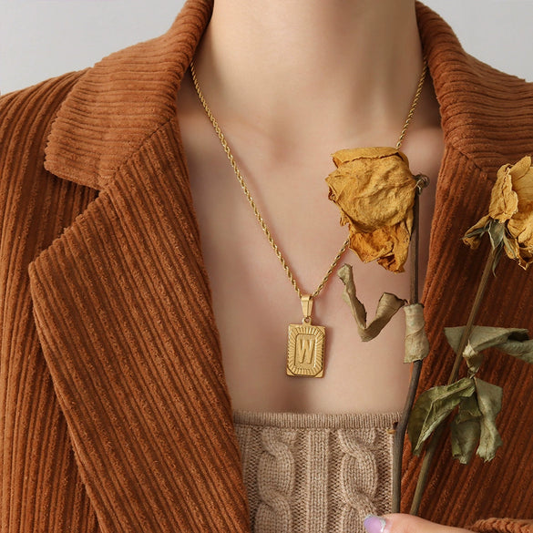 Wholesale Women's Fashion Jewelry Titanium Steel Ferris Wheel Design 18K Gold Plated Square Pendant Clavicle Chain With Letter And Number Patterns