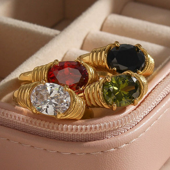 Wholesale Women's Fashion Light Luxury Elegant Stainless Steel Waterproof Ring With Winding Geometric Pattern And Oval Zircon Electroplated