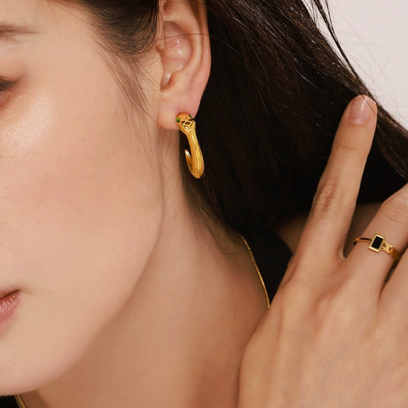 Wholesale Women's Fashion Light Luxury Geometric Cshaped Green Eye Snake Stainless Steel And Green Zirconia Earrings With 18K Gold Plated Electroplating
