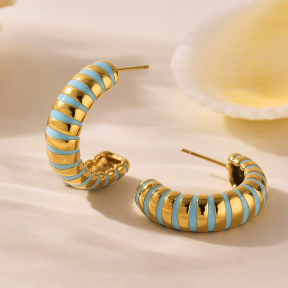 Wholesale Women's Fashion Microinlaid Shell Beads Asymmetrical Cshaped Wave Earrings In Stainless Steel With 18K Real Gold Color Electroplating