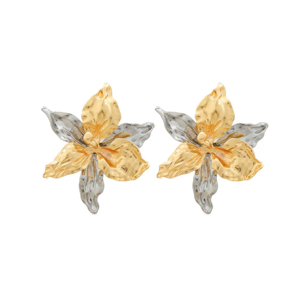 Wholesale Women's Fashion Multilayer Zinc Alloy Earrings With Flower Pattern And Electroplating Design