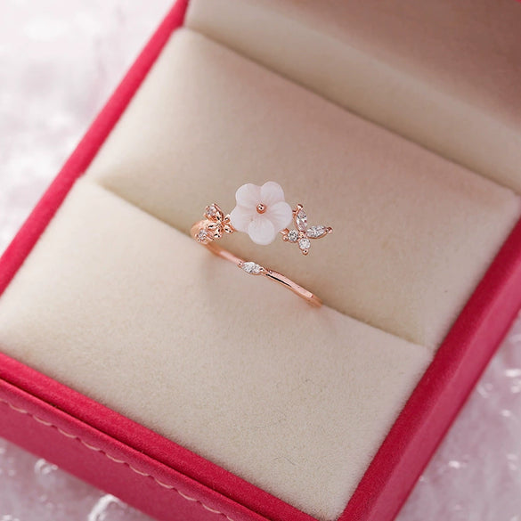 Wholesale Women's Fashion Natural Copper Flower Ring With Geometric Styling And Electroplating Treatment