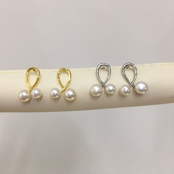 Wholesale Women's Fashion Natural Freshwater Pearl Earrings With Alloy Inlaid Artificial And Semiprecious Stones Flat Round And Bun Round Shape