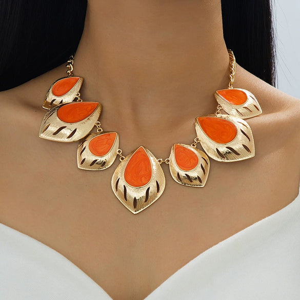 Wholesale Women's Fashion Necklace Geometric Water Drop Shaped Alloy Electroplated With Flower Pattern
