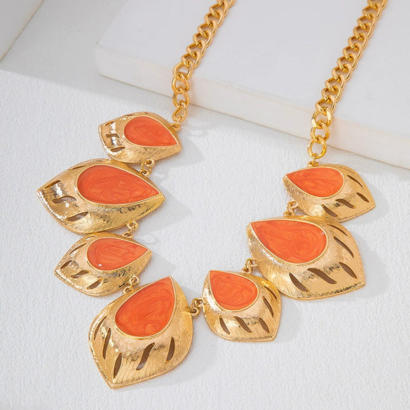 Wholesale Women's Fashion Necklace Geometric Water Drop Shaped Alloy Electroplated With Flower Pattern