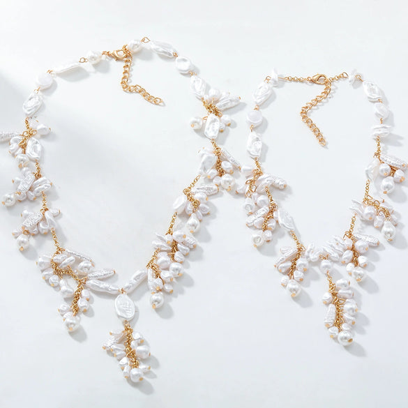 Wholesale Women's Fashion Necklace With Imitation Pearls And Mixed Gemstone Setting Geometric Pendant Manual Design