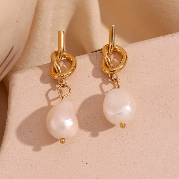 Wholesale Women's Fashion Niche Temperament Earrings Stainless Steel 18K Gold Plated With Knotted Button Freshwater Pearl Geometric Design Electroplated