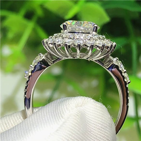 Wholesale Women's Fashion Ol Style Copper Platinum Plated Zircon Ring With Geometric And Flower Pattern For Wedding