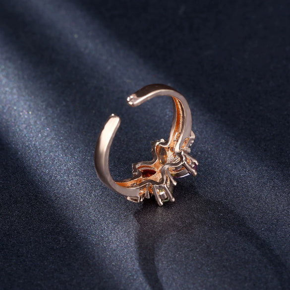Wholesale Women's Fashion Ol Style Environmental Protection Copper Ring With Seven Color Crystal Zircon And Four Leaf Clover Flower Design