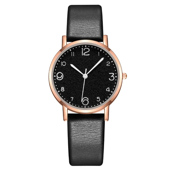 Wholesale Women's Fashion Quartz Watch With Alloy Case Leather Strap And Round Dial