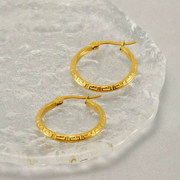 Wholesale Women's Fashion Retro Stainless Steel Geometric Pattern Electroplated Earrings