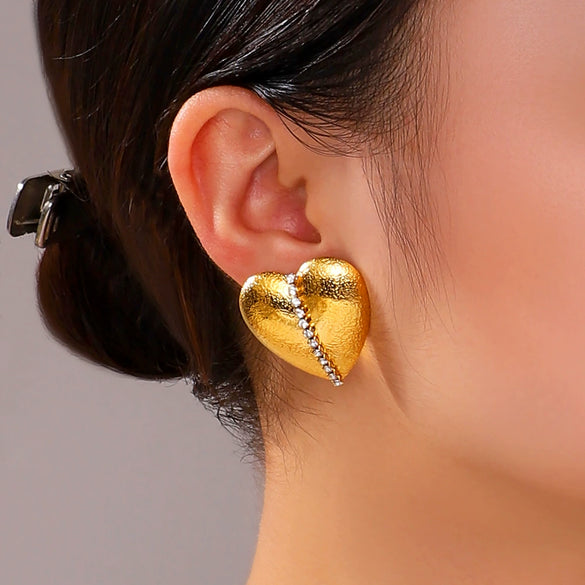 Wholesale Women's Fashion Shell Geometric Diamondencrusted Stainless Steel 18K Electroplated Earrings