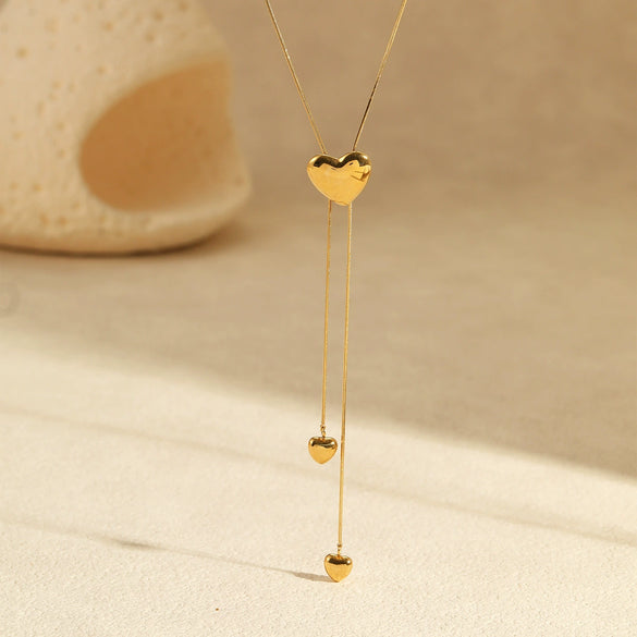 Wholesale Women's Fashion Simple Heart And Geometric Stainless Steel Pendant Necklace With Electroplating