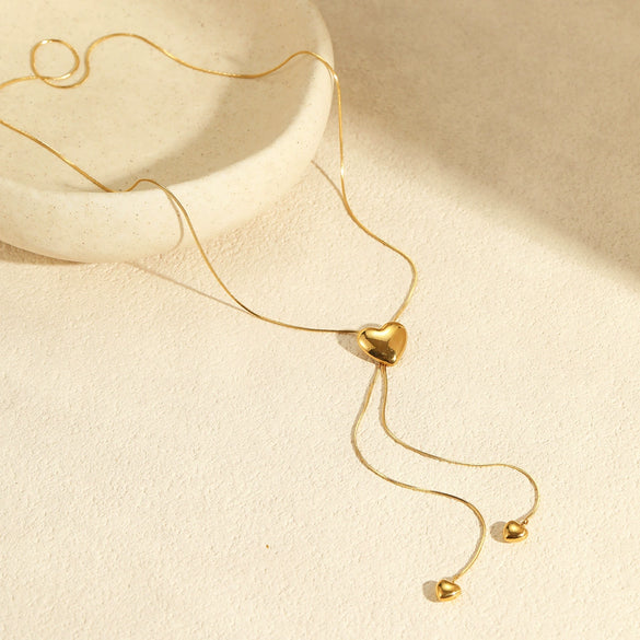 Wholesale Women's Fashion Simple Heart And Geometric Stainless Steel Pendant Necklace With Electroplating