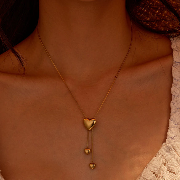 Wholesale Women's Fashion Simple Heart And Geometric Stainless Steel Pendant Necklace With Electroplating