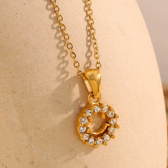 Wholesale Women's Fashion Simple Niche Personality Stainless Steel Electroplated 18K Gold Hollow Zircon Geometric Smiley Pendant Necklace