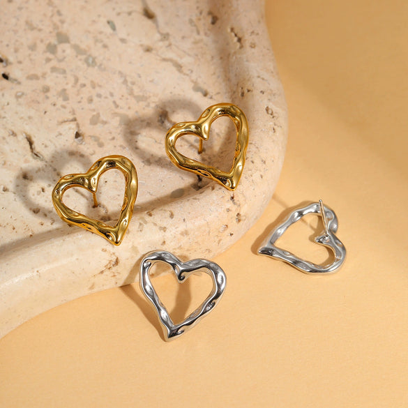 Wholesale Women's Fashion Simple Titanium Steel Geometric Heart Cut Out 18K Gold Plated Earrings
