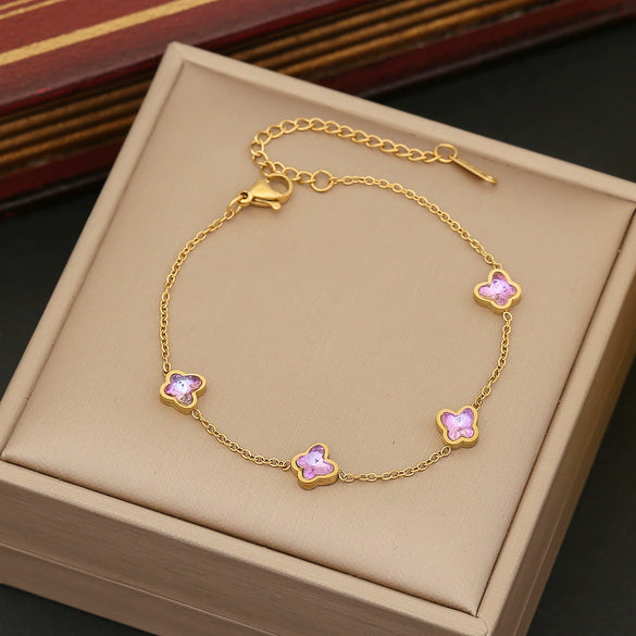 Wholesale Women's Fashion Stainless Steel Heart Shaped Butterfly Love Bracelet With Electroplating