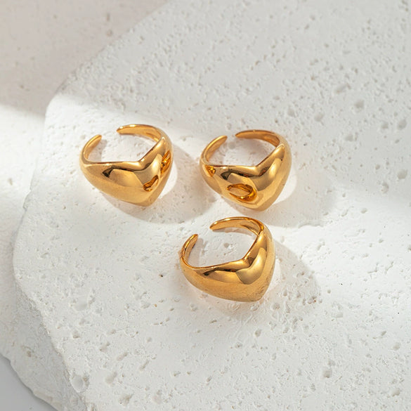 Wholesale Women's Fashion Stainless Steel Heart Shaped Opening Ring With Electroplating