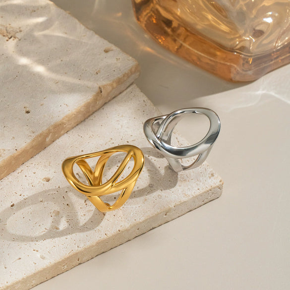 Wholesale Women's Fashion Stainless Steel Irregular Geometric Rings With Electroplating Processing