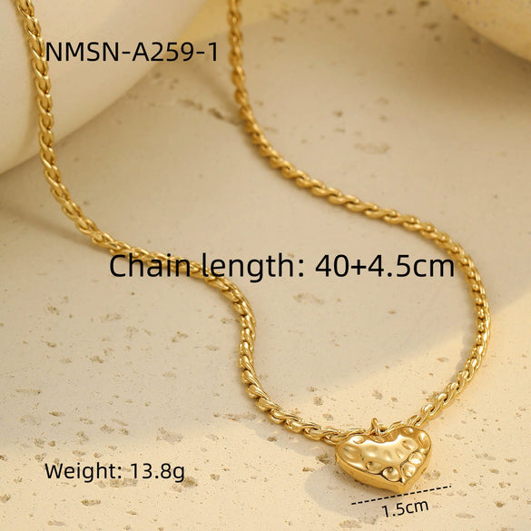Wholesale Women's Fashion Stainless Steel 18K Electroplated Geometric Heart Pendant Necklace