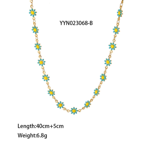 Wholesale Women's Fashion Stainless Steel Necklace With Small Wrinkled Chrysanthemum Design And Electroplating Treatment Chain Type Ochain