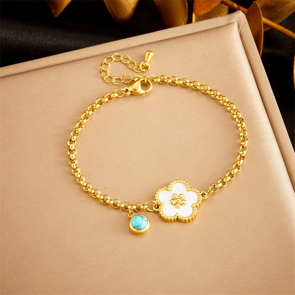 Wholesale Women's Fashion Vintage Goldplated Stainless Steel Fivepetal Flower Chain Bracelet