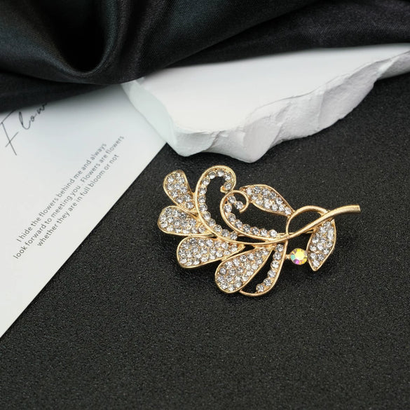 Wholesale Women's Fashion Zinc Alloy Leaves Brooch With Electroplating