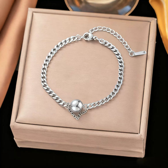Wholesale Women's Fashionable Geometric Ball Titanium Steel Electroplated Jewelry Set With Twist Chain Necklace And Bracelet