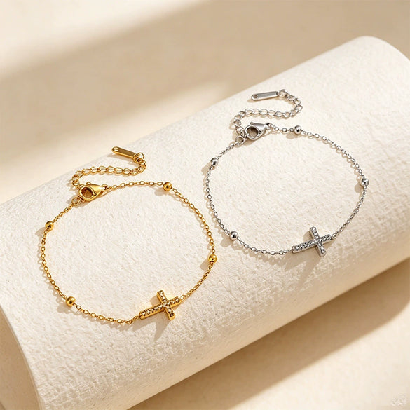 Wholesale Women's Fashionable Geometric Cross Stainless Steel Bracelet With 18K Gold Vacuum Plating And Diamond Encrustment