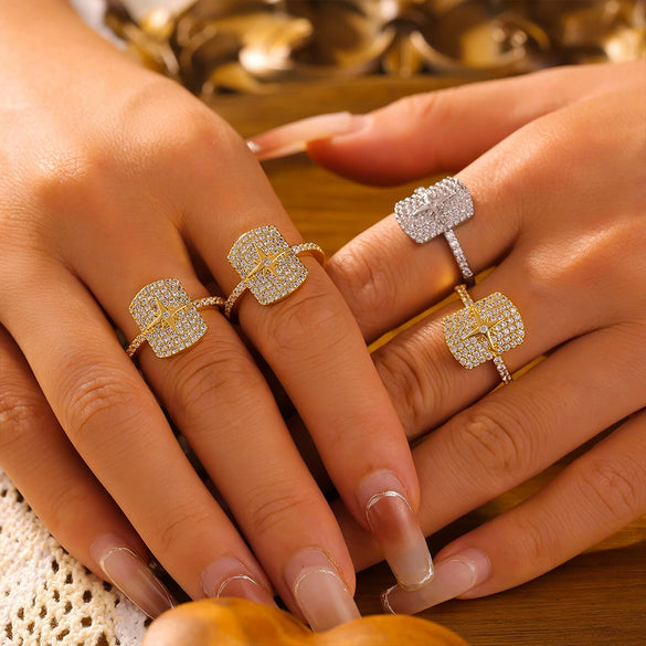 Wholesale Women's Fashionable Jewelry Ring Copper Real Gold Plated With Diamond Geometric Eight Mans Star Opening Ring
