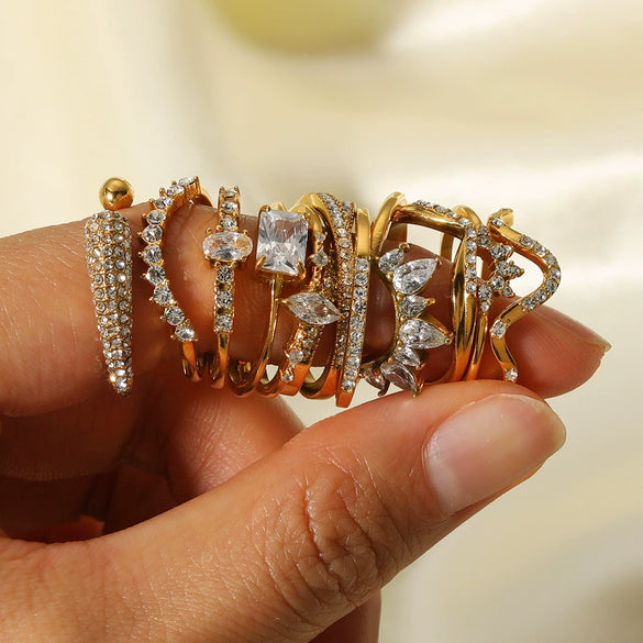 Wholesale Women's Fine Inlaid Zircon White Zirconium Stainless Steel Ring With Geometric The Crown Rhombus Patterns 18K Gold Plated