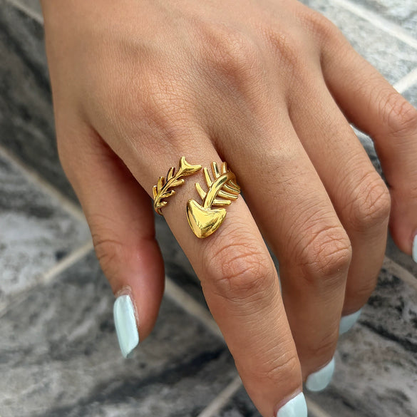 Wholesale Women's Fishboneshaped Open Ring Stainless Steel Real Gold Plated Animal Style Fashion Jewelry