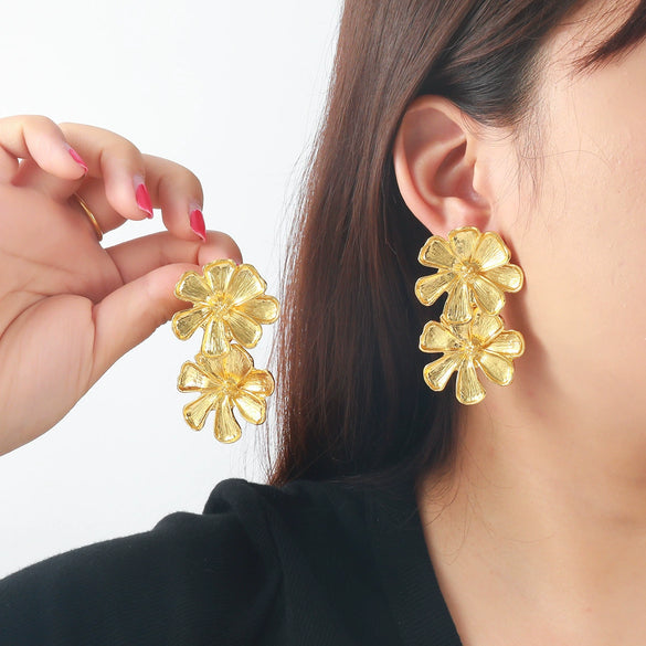 Wholesale Women's Floral Multilayer Earrings Zinc Alloy Retro Style Electroplated
