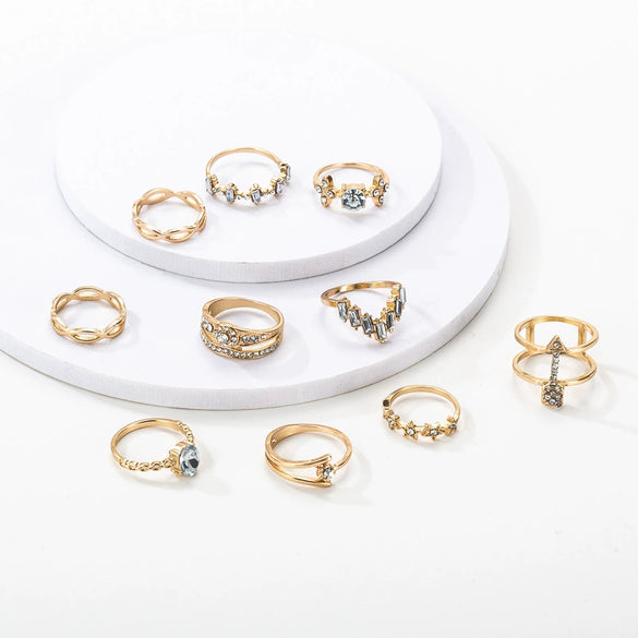 Wholesale Women's Flower Geometric Alloy Diamond Ring With Electroplating And Alloy Inlaid Artificial Gemstones