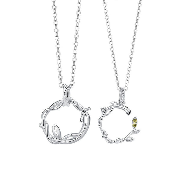 Wholesale Women's Flower Pattern Diamond Design Pure Silver Cross Chain Couple Necklace