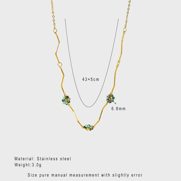 Wholesale Women's Flower Pattern Stainless Steel Titanium Steel 18K Gold Plated Necklace