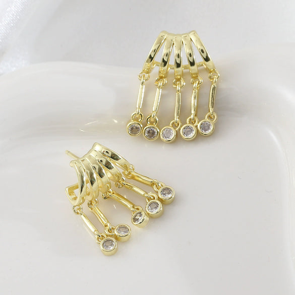 Wholesale Women's French Retro Copper Geometric Water Drop Tassel Earrings With Electroplating