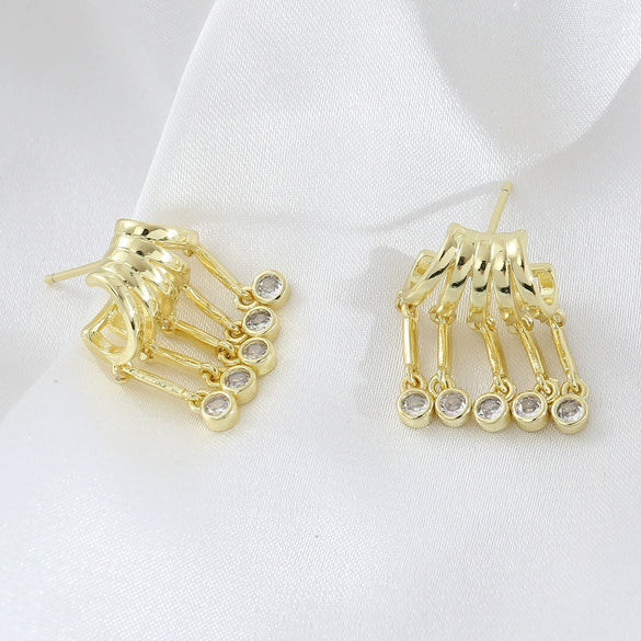 Wholesale Women's French Retro Copper Geometric Water Drop Tassel Earrings With Electroplating