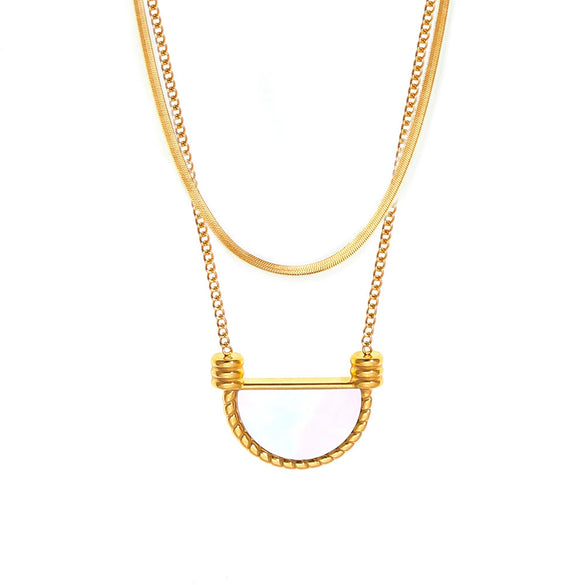 Wholesale Women's French Retro Elegant Titanium Steel Jewelry With Electroplated Ushape And Geometric Inlaid White Seashell Semicircle Pendant Necklace