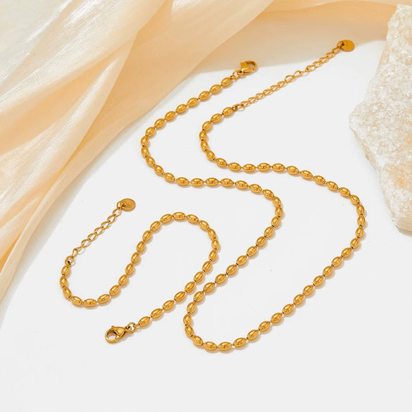 Wholesale Women's French Retro Exquisite Stainless Steel Bracelet With Oval Gold Beads Olive Beads And Geometric Pattern Chain Electroplated