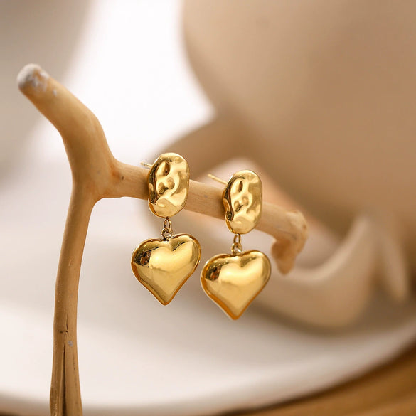 Wholesale Women's French Retro Heart Pendant Earrings Titanium Steel Geometric Electroplated