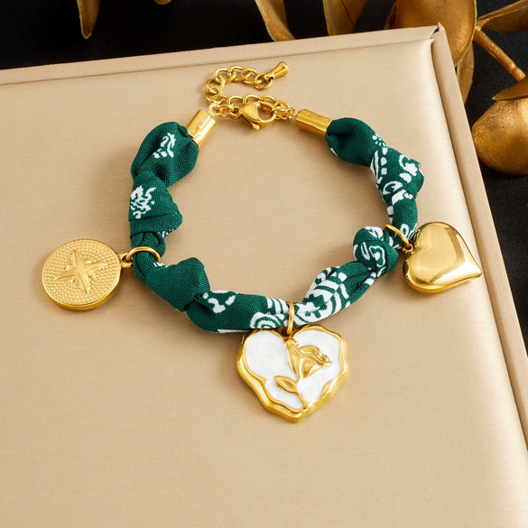 Wholesale Women's French Retro Heartshaped Printed Fabric Rope Chain Goldplated Stainless Steel Compass Pendant Bracelet